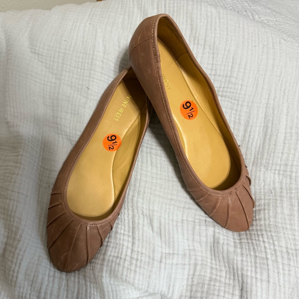 Nine West - Brown Leather Flats